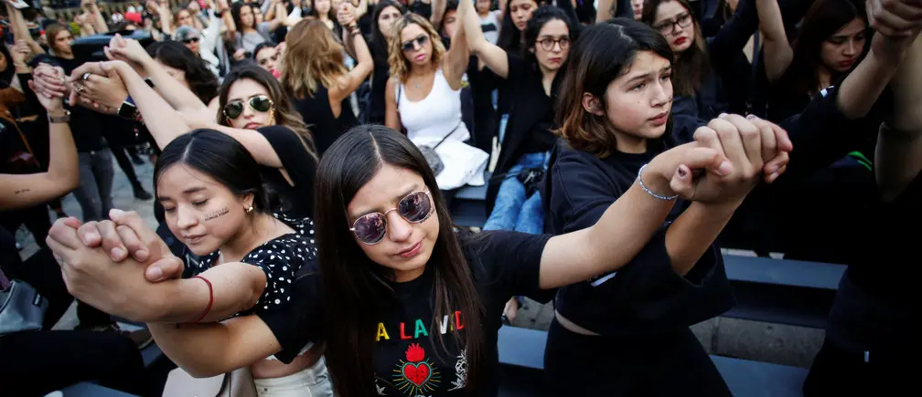 Mujeres: 9 de cada 10 personas mantienen un sesgo contra ellas, según informe ONU