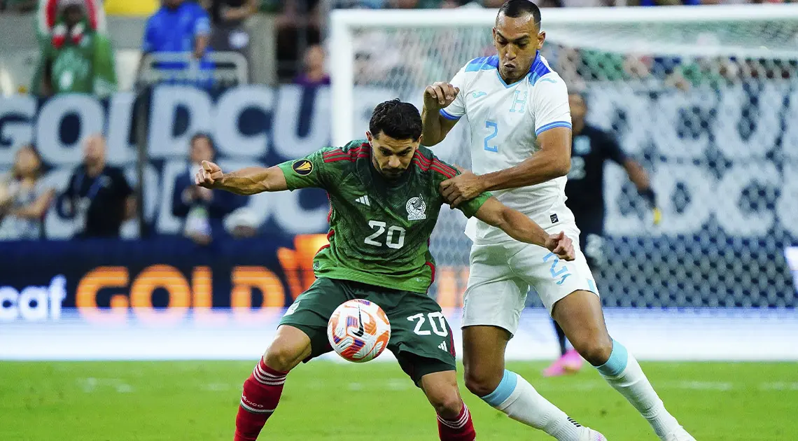 México golea en su debut en la Copa Oro a una débil Selección de Honduras