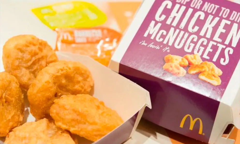 McDonald’s pierde juicio e indemniza a menor que se quemó con un nugget con 800 mil dólares, en Florida, EU