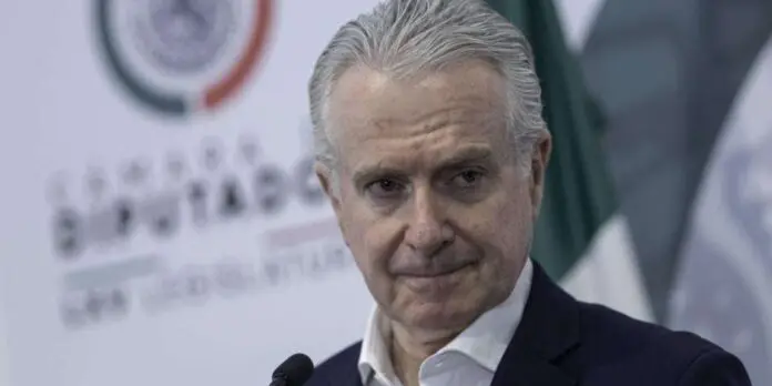 Santiago Creel hace oficial su salida de la Cámara de Diputados