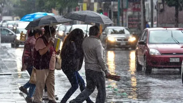Prevén lluvias fuertes en 10 estados este martes 15 de agosto