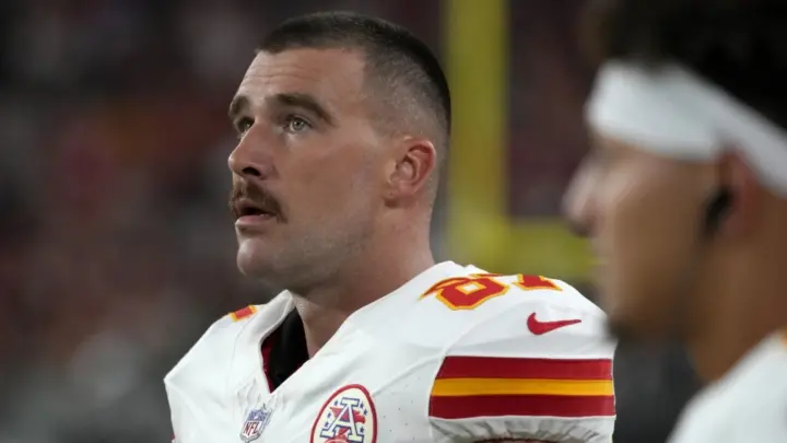NFL: Travis Kelce enciende las alarmas de los Chiefs