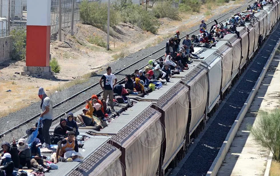 A México llegan hasta 16 mil migrantes diarios a las fronteras: López Obrador