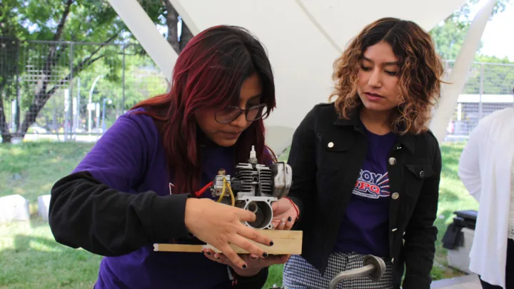 Inicia UPQ cuatrimestre con mil 378 nuevos estudiantes