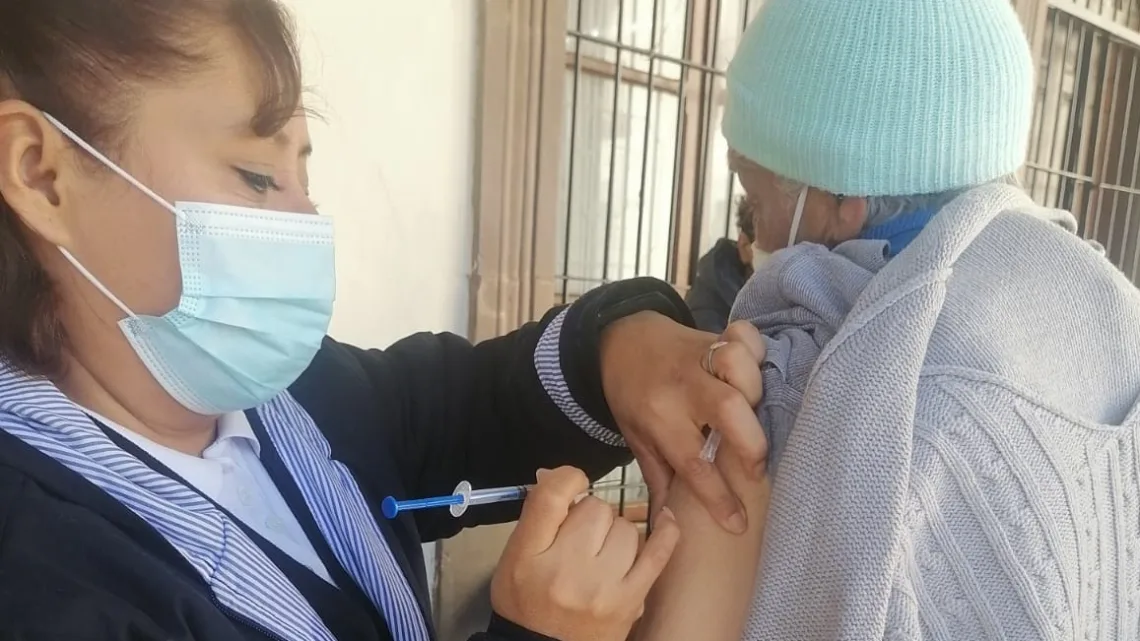 Alista SESA campaña de vacunación contra influenza estacional