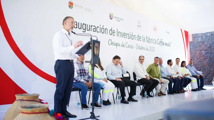 Encabeza Marco Del Prete quinta asamblea de la AMSDE