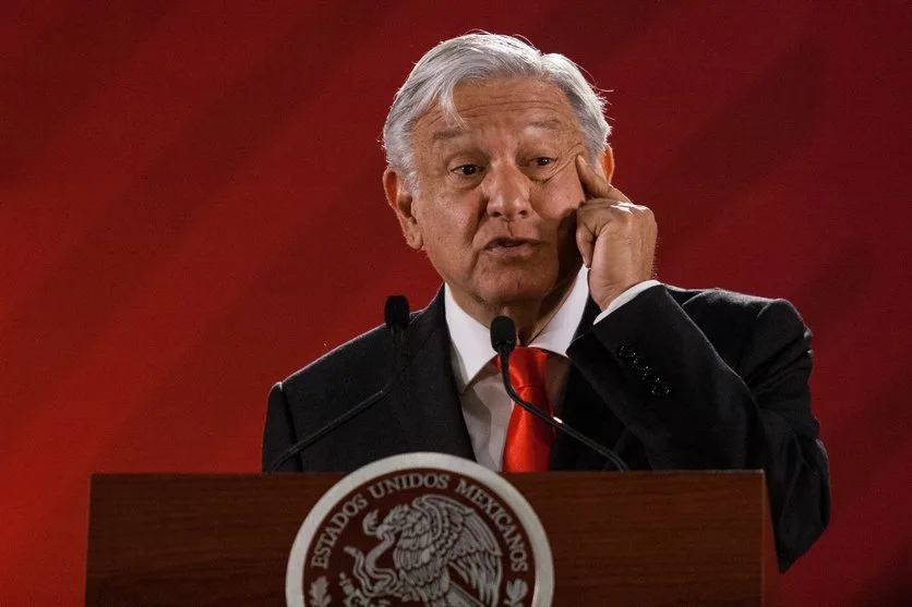 López Obrador critica la destinación de dinero para armas de E.U
