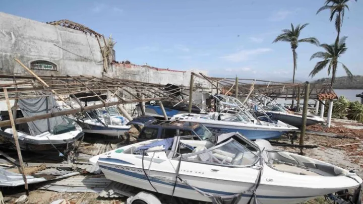 Buscan a tripulantes de barcos afectados por “Otis”