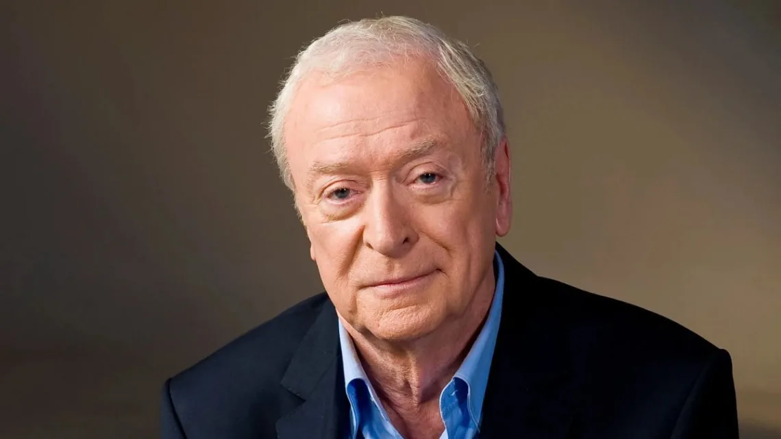 Michael Caine Anuncia su Retiro Después de una Carrera de Siete Décadas en el Cine