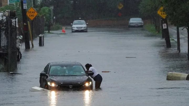 Decretan Estado de Emergencia en Nueva York por inundaciones
