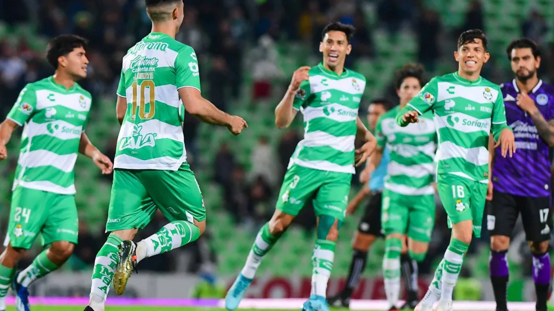 “Santos Derrota a Mazatlán y Avanza a la Ronda Final del Play-In, Enfrentará a León por un Pase a la Liguilla”