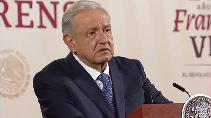 AMLO pide aclarar mega contratos con empresa de Elon Musk sobre internet satelital