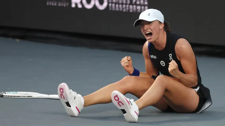 “Iga Swiatek Conquista las Finales de las WTA en Cancún y Regresa al Número 1 del Mundo”