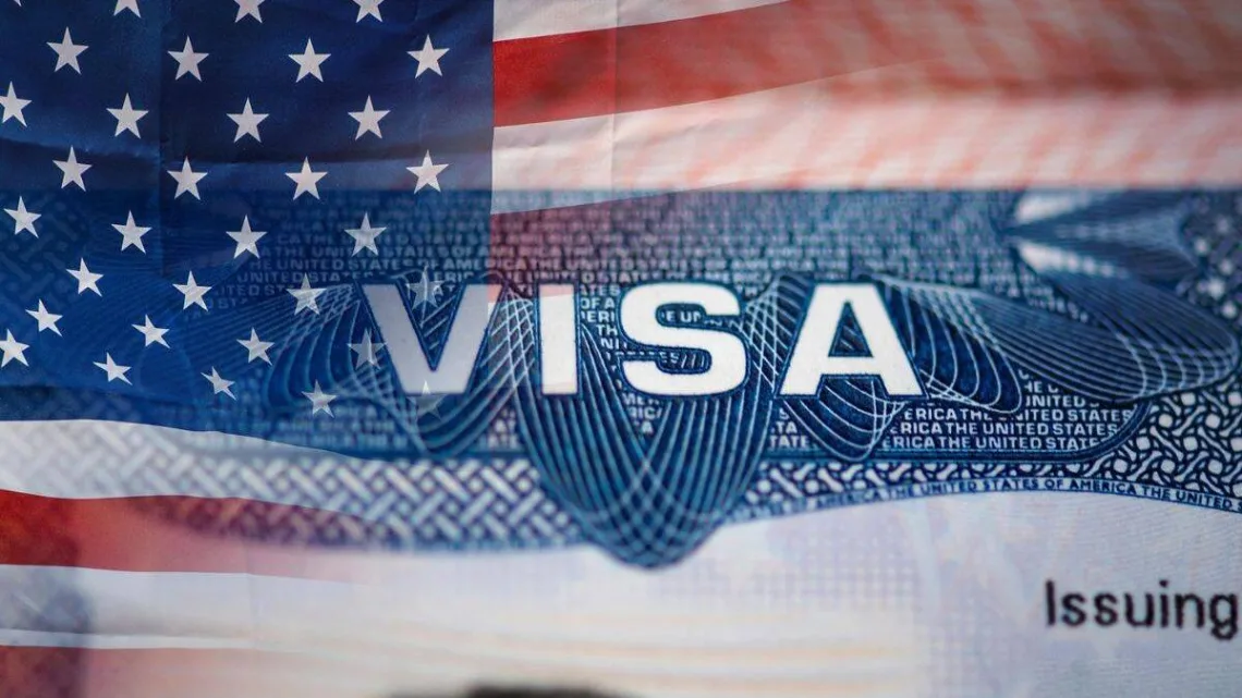 “Viaje en Familia a Estados Unidos: Guía Práctica para Obtener la Visa Familiar”