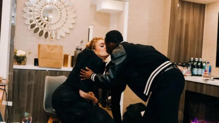  “Adele Confirma en Show de Alan Carr su Matrimonio Secreto con el Agente Deportivo Millonario Rich Paul”