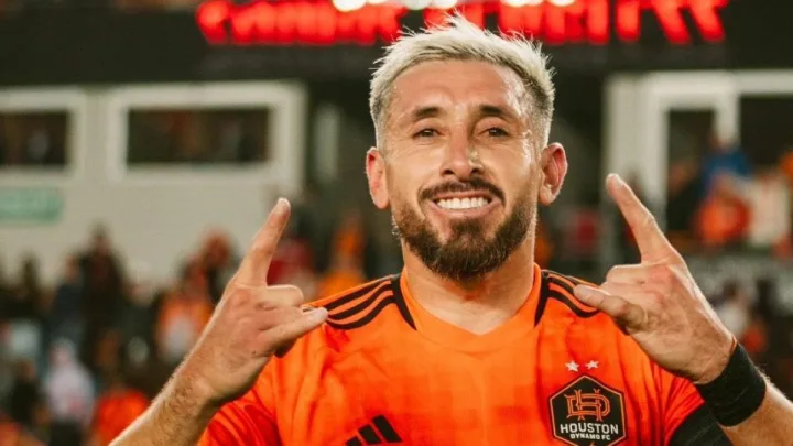  “Héctor Herrera Rinde Tributo a Carlos Vela: ‘El Mejor Jugador de México'”