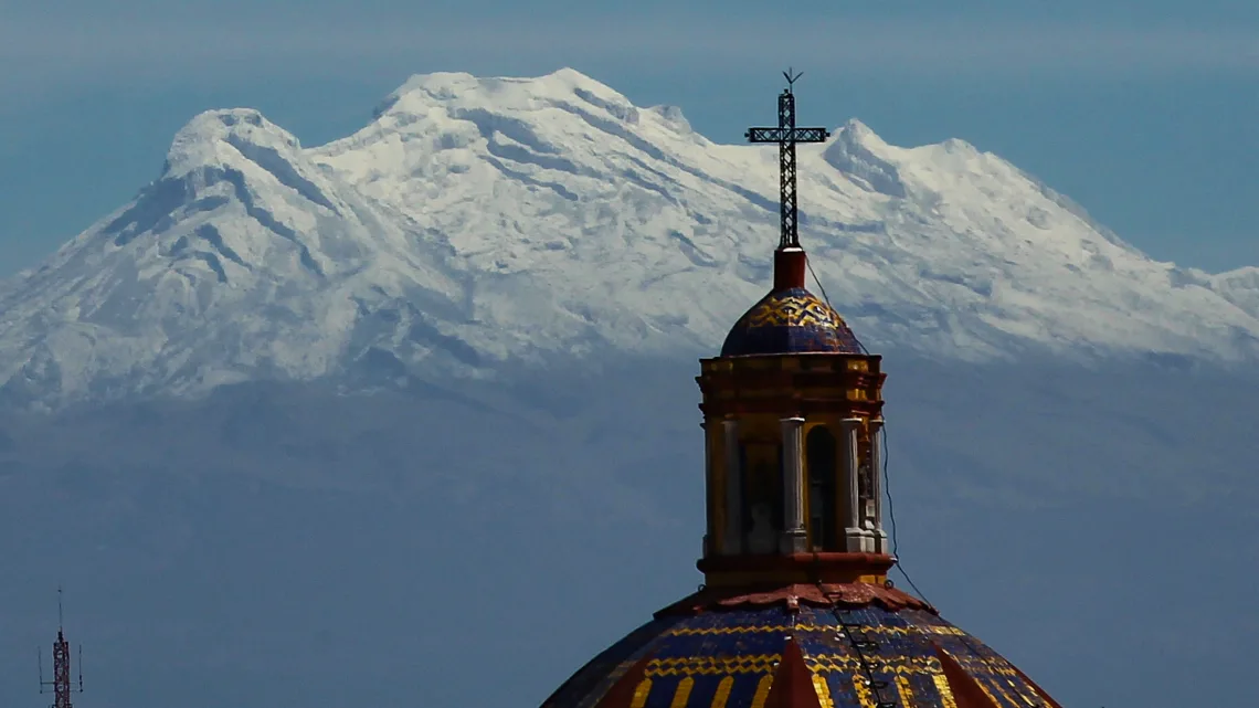 Aquí te mostramos las mejores fotos del Iztaccíhuatl, Popocatépetl y el Nevado de Toluca cubiertos de nieve