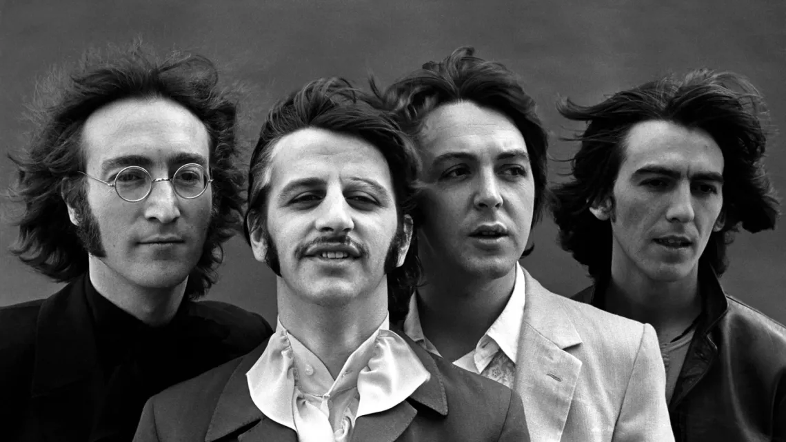“The Beatles Resucitan en las Redes con su Nueva Canción “Now And Then””