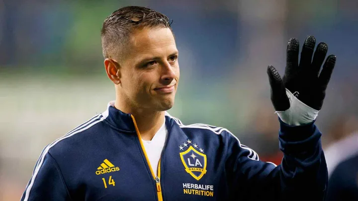 “‘Chicharito’ Hernández defiende a la Selección Mexicana tras ‘ataques’ de la prensa”