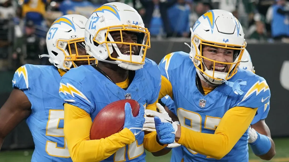 “Los Chargers de San Diego Dominan a los Jets de Nueva York con una Victoria de 27-6”