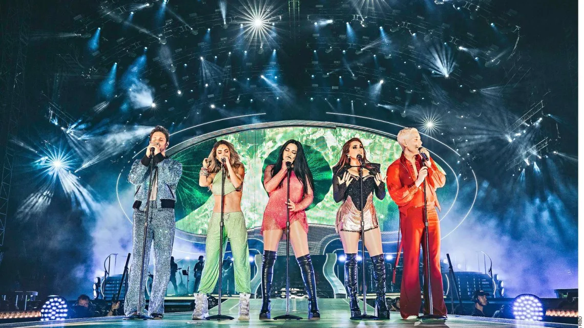 “RBD Rompe Récord de Taquilla en Estados Unidos Superando a One Direction”