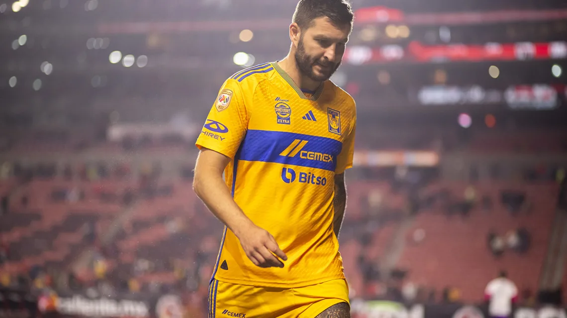 “Duro Golpe para Tigres: Gignac se Pierde el Enfrentamiento con Puebla”