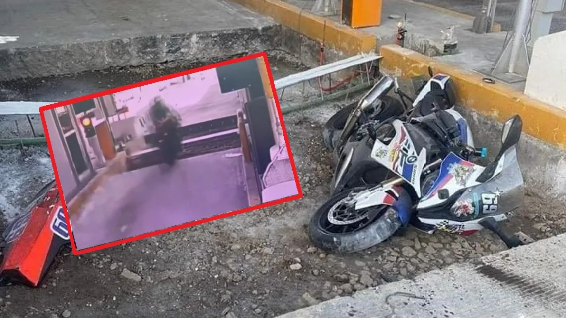 Motociclistas se pasan caseta sin pagar y terminan en accidente