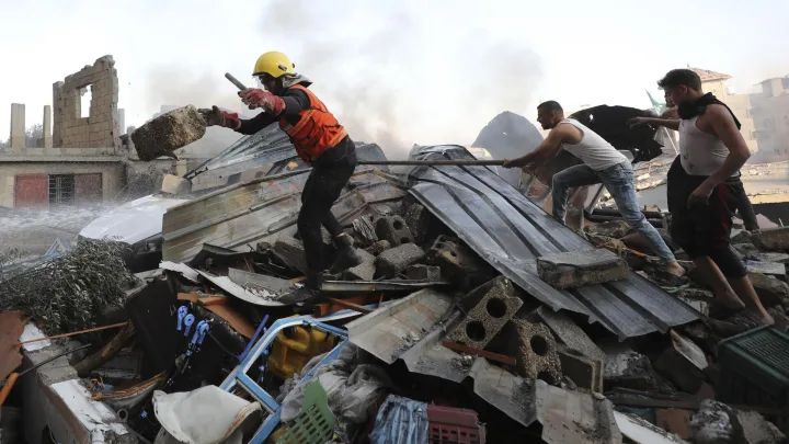  “Tragedia Humanitaria en Gaza: Más de 18,000 Vidas Perdidas y 49,600 Heridos”