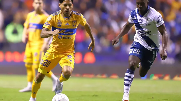 “Sin Dejar Lugar a Dudas: Tigres Golea al Puebla con una Actuación Estelar de Gignac”