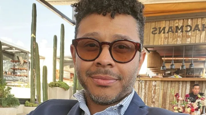  “Kalimba Desata Polémica al Vincular Masculinidad con Violencia: ¿Machismo o Reflexión?”