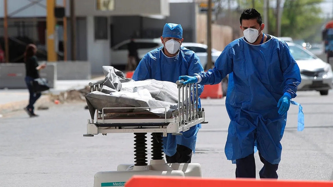  “Persisten Secuelas Mortales de la Pandemia en México: Exceso de Muertes Alarma a Expertos”