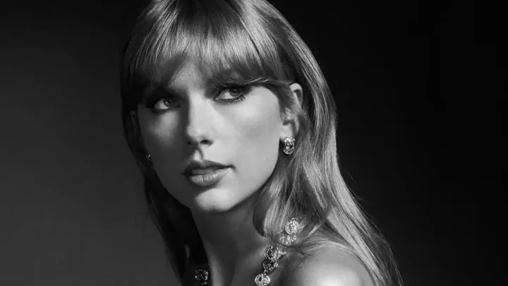 “Taylor Swift Desmiente Rumores de Boda Secreta: ‘Nunca Hubo una Ceremonia’ “
