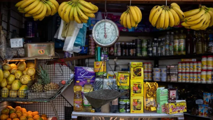  “Cruda Realidad: Familias Venezolanas Necesitan 155 Salarios Mínimos para Sobrevivir”