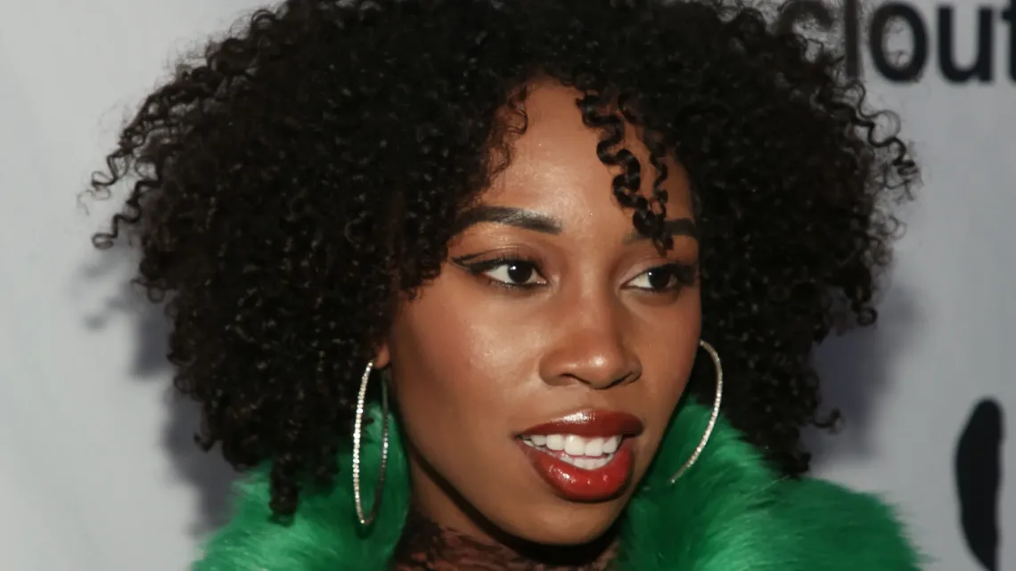 “Atropellan a la Actriz de Marvel, Carrie Bernans, en un Grave Accidente en Nueva York”