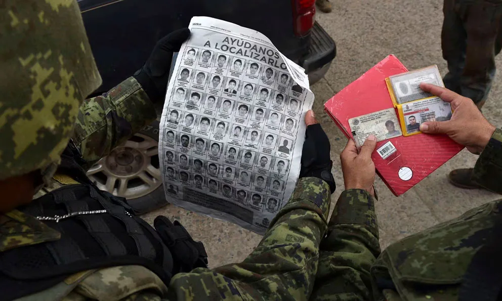  Liberan 8 militares de prisión en Ayotzinapa