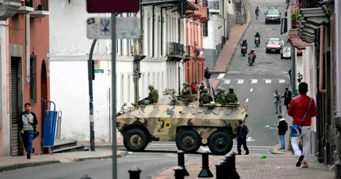 México condena la violencia en Ecuador y ofrece solidaridad