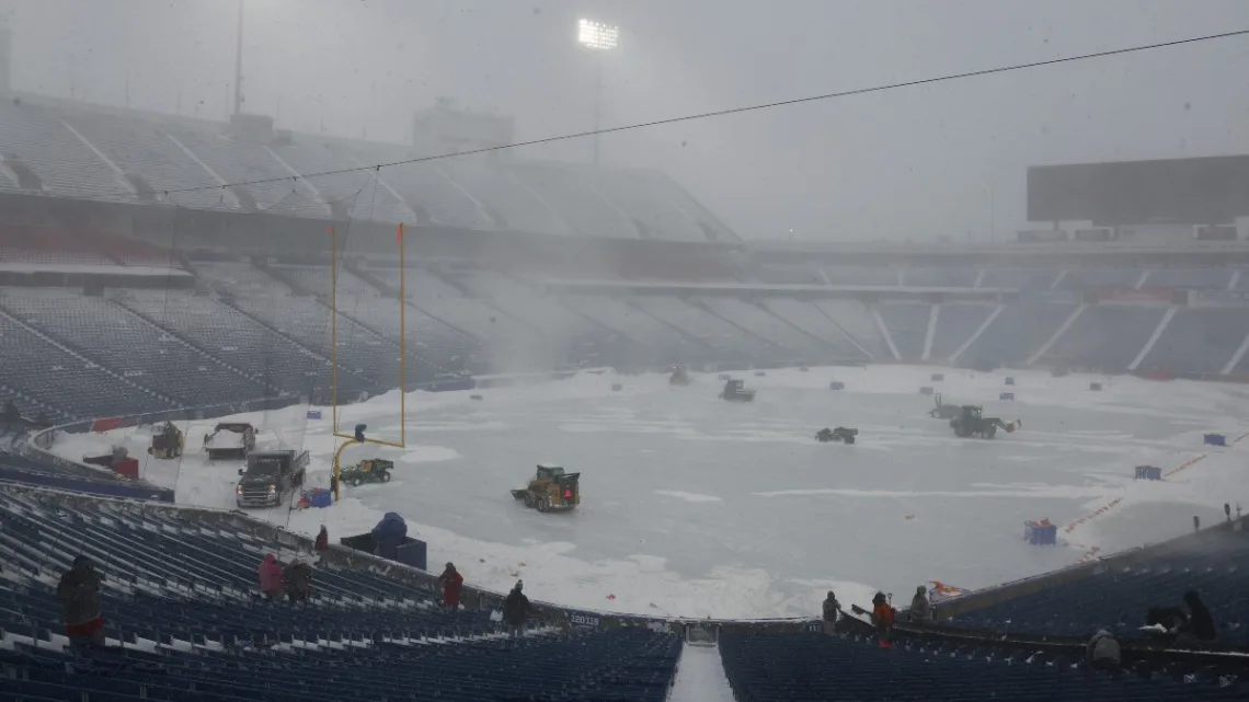 “Condiciones Extremas: Bills y Steelers Listos para el Desafío Ártico en la Ronda de Comodines”