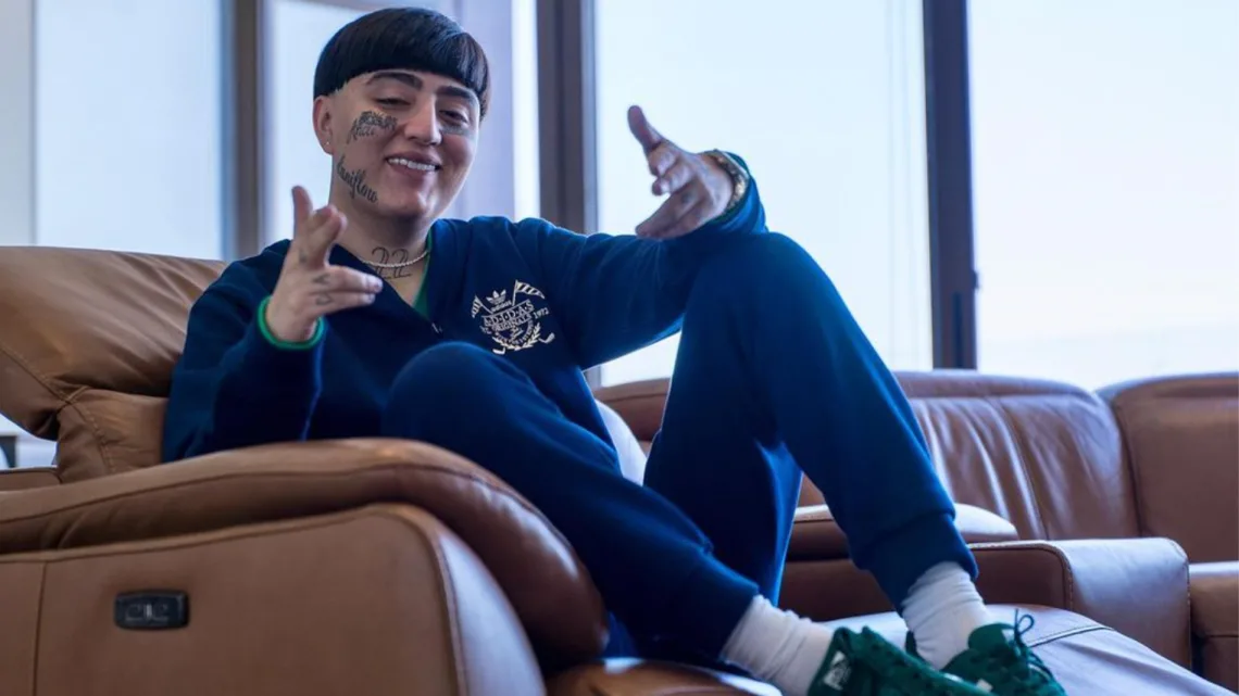  “Dani Flow Responde con Firmeza a las Críticas de Aleks Syntek”   