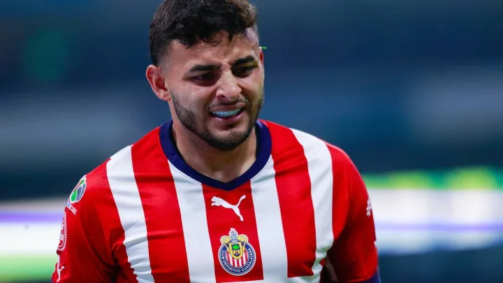 “Posible ‘Veto’ a Alexis Vega en la Liga MX: ¿Revive el ‘Pacto de Caballeros’?”   