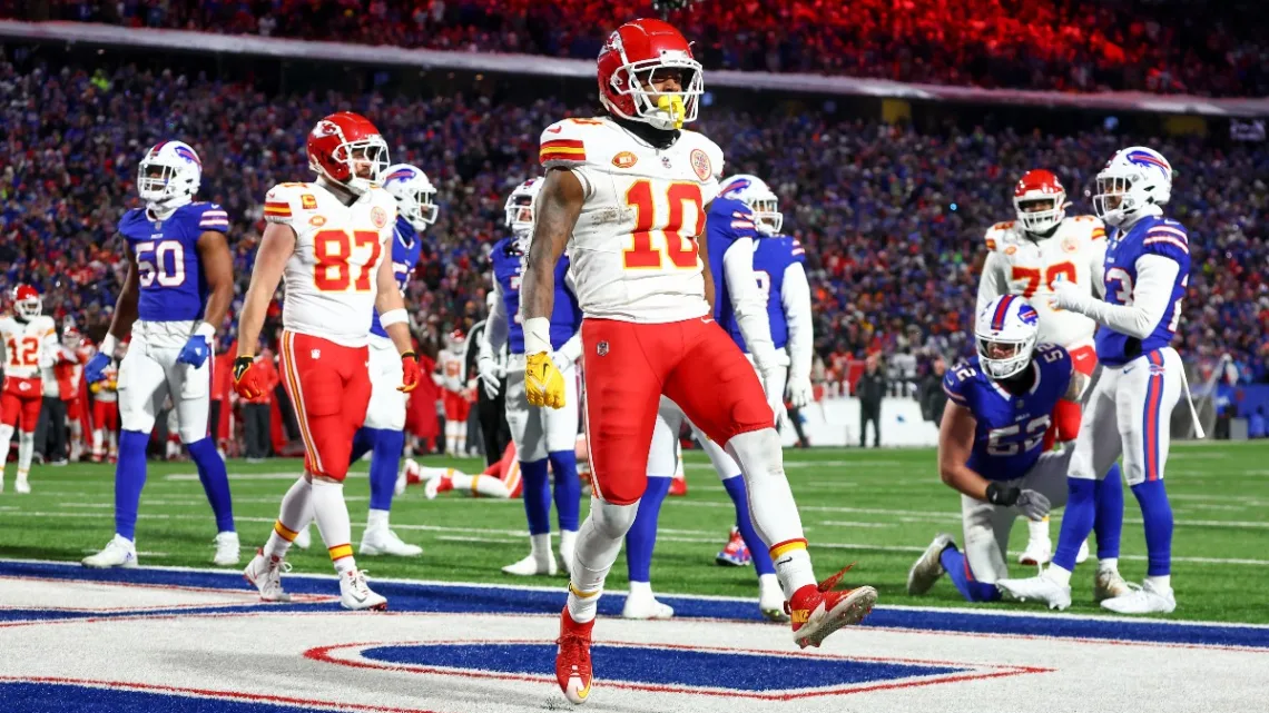 “Kansas City Avanza a la Final de la Conferencia Americana con una Victoria sobre los Bills”