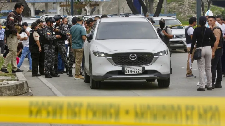 Son detenidos dos presuntos implicados en asesinato de fiscal en Ecuador
