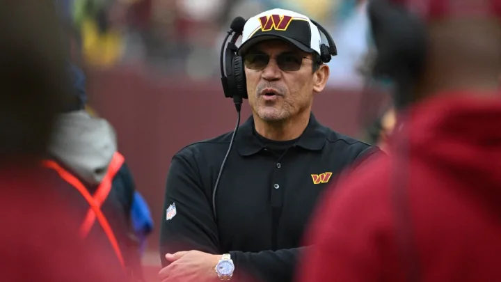 “Lunes Negro en la NFL: Despiden a Ron Rivera de los Commanders y a Arthur Smith de los Falcons”