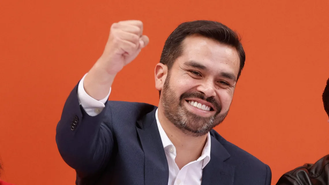 Jorge Álvarez Máynez Advierte: Xóchitl Gálvez “la va a Cruzazulear” en la Contienda Electoral