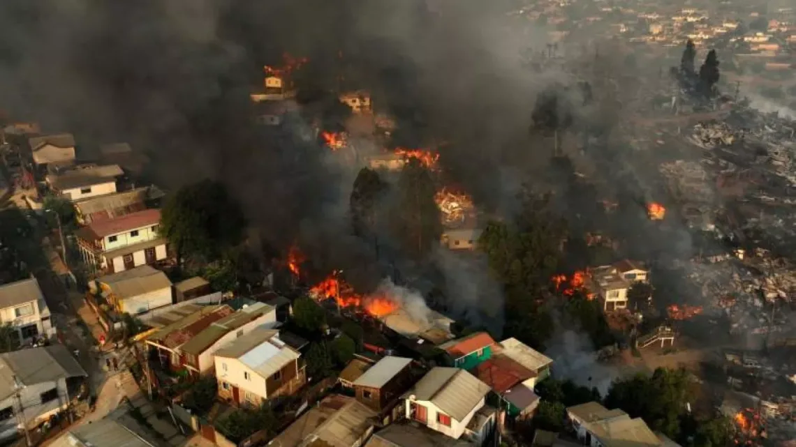 “Tragedia en Chile: Incendios Dejan 122 Muertos y Centenares de Desaparecidos”   