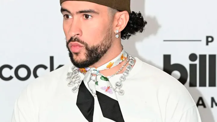 Bad Bunny se une a la exclusiva app de citas Raya tras su separación de Kendall Jenner