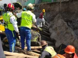 Accidente en excavación deja un muerto y un herido en Puebla