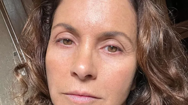  “Lucero Responde con Elegancia a Críticas por Compartir una Foto ‘Desgastada’: ‘Las Arrugas son Inminentes'”