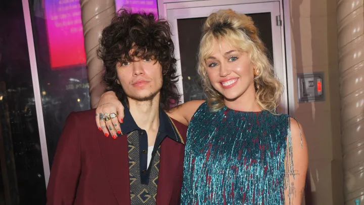 Miley Cyrus y Maxx Morando: Un nuevo paso en su amor