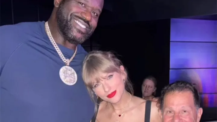 Shaquille O’Neal Sorprende a Taylor Swift con un Regalo Inolvidable del Super Bowl