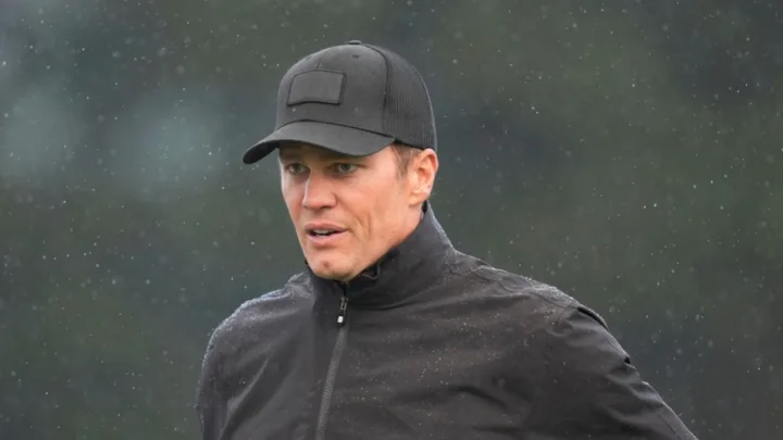 Tom Brady defiende a Travis Kelce: “Las emociones son altas”